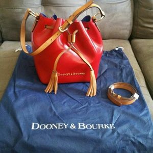 Dooney & Bourke